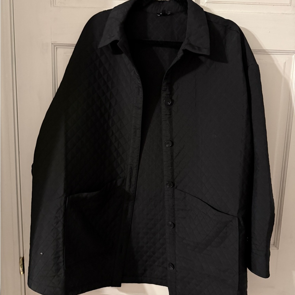 Express Women’s Black Quilted Shirt Jacket